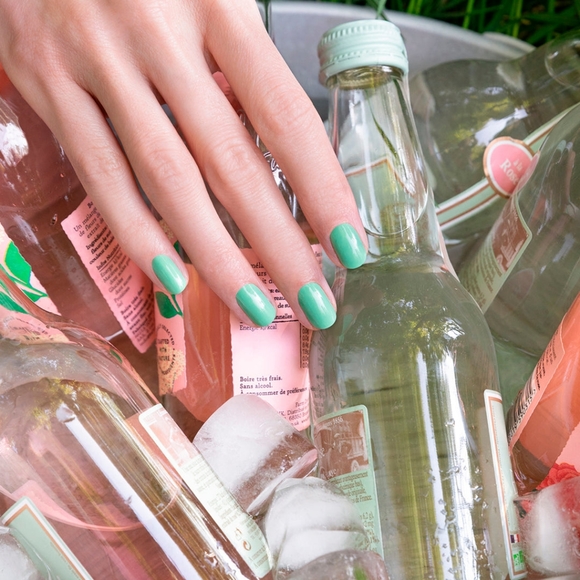 GREEN FLASH™ LED GEL POLISH in AMANDE - Picture 3 of 6